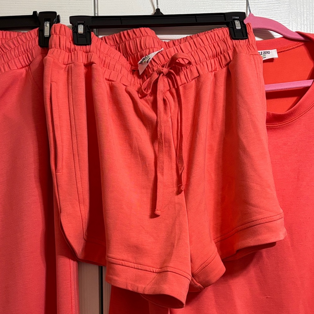 Double Zero Coral Track Pants, Shorts & Sweatshirt Set LIKE NEW WORN ONCE - Picture 6 of 14